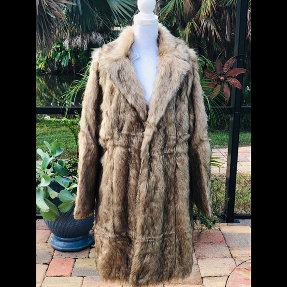 LUXURIOUS FAUX FUR Notched Collar Lined Coat - Picture 6 of 8